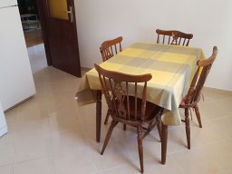 Apartman No. 4